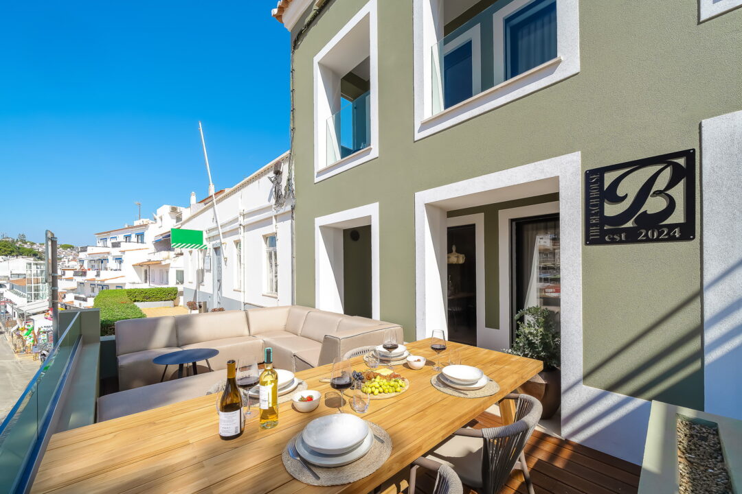 The Beach House Lower | BOAZ Rentals Portugal