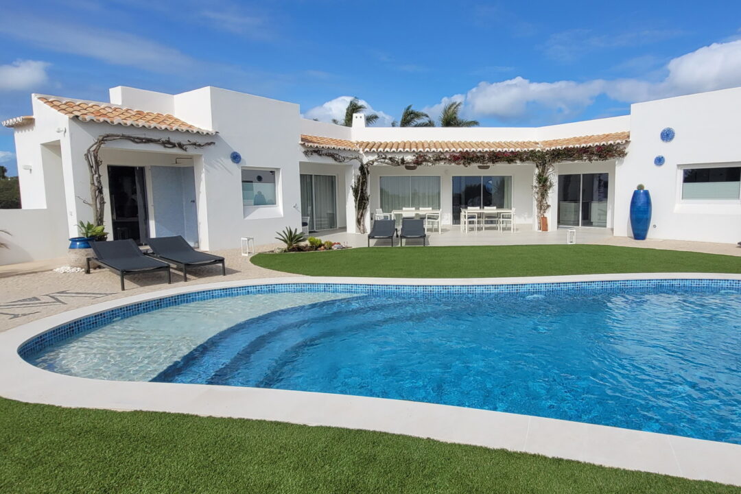 Villa Miramar | BOAZ Rentals Portugal