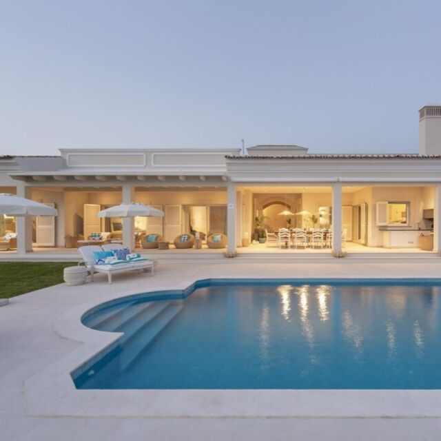 VILLA BLOSSOM BEACH 〰️ This beautiful villa is ideally situated in the Algarve, offering direct access to the beautiful Galé beach and nestled on the edge of a serene nature reserve. ⛱️🌴

The villa features a state-of-the-art kitchen, a large living and dining area that opens onto a beautifully furnished terrace, and a garage. 

Villa Blossom Beach hosts a total of 10 guests. 

𝚠𝚠𝚠.𝚋𝚘𝚊𝚣𝚛𝚎𝚗𝚝𝚊𝚕𝚜.𝚌𝚘𝚖
𝚒𝚗𝚏𝚘@𝚋𝚘𝚊𝚣𝚛𝚎𝚗𝚝𝚊𝚕𝚜.𝚌𝚘𝚖
+𝟹𝟻𝟷 𝟿𝟼𝟸 𝟼𝟶𝟹 𝟺𝟾𝟶

#boazrentals #villablossombeach #qualitytime #familymoments #familylife #timetogether #countryside #igersportugal #algarve #carvoeiro #visitportugal #hammocklife #villa #rentals #propertymanagement #sealife #rentalproperty ⁣#travellovers #wanderlust #portugallovers #nearthesea #holidays2024
